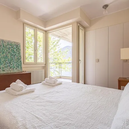 Fra Riva Villa Laglio